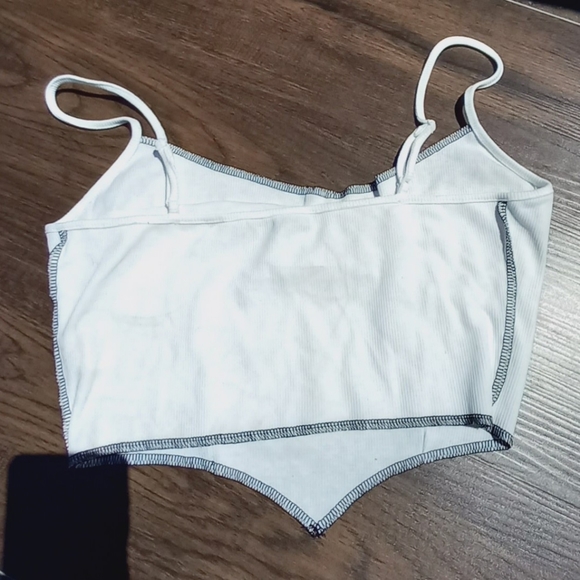 SHEIN Cropped Tank Top - Picture 3 of 5